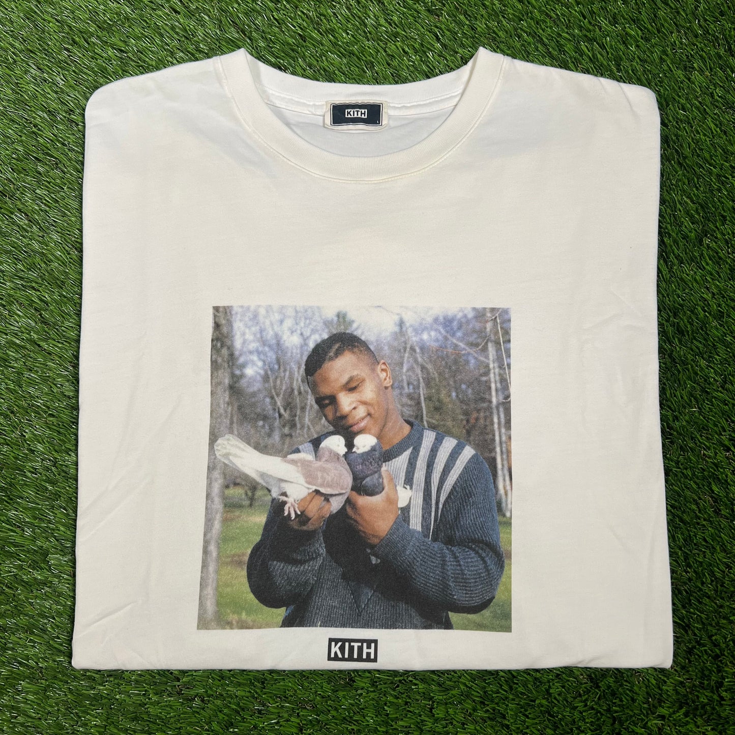 Kith Mike Tyson White Tee Size Large USED x14116