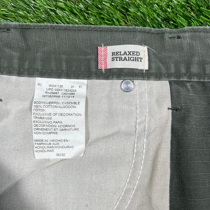 Dickies Relaxed Straight Work Wear Olive Pants Size 36x32 USED v16842