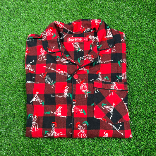Supreme Hanes Red Holiday Pajama Shirt (2025) Size Medium USED x16733