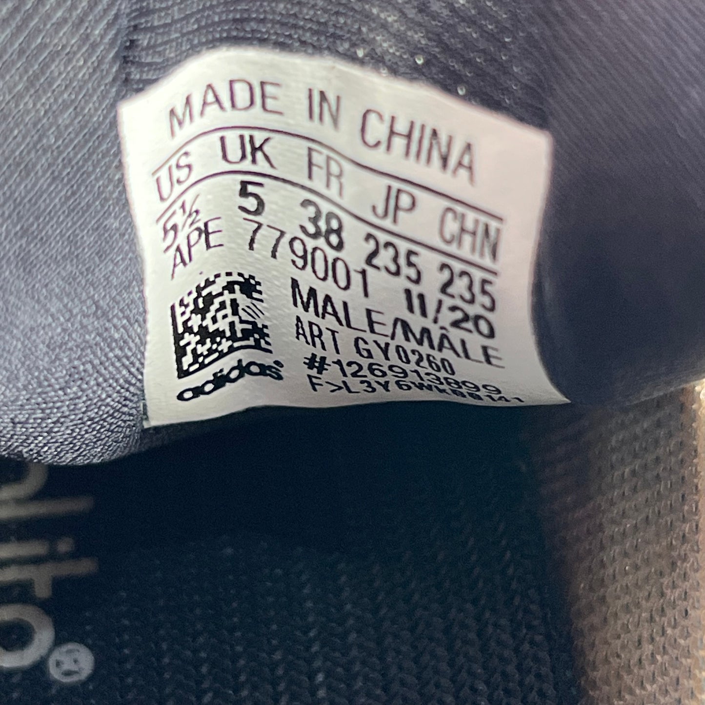 Yeezy 700 V3 Kyanite (2021) Size 5.5 USED S17627
