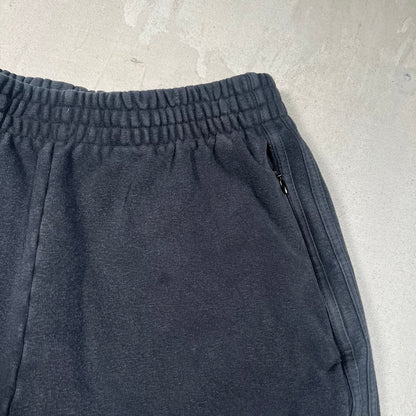 Yeezy Season 5 Calabasas Black Sweatpants Size Small USED x17533
