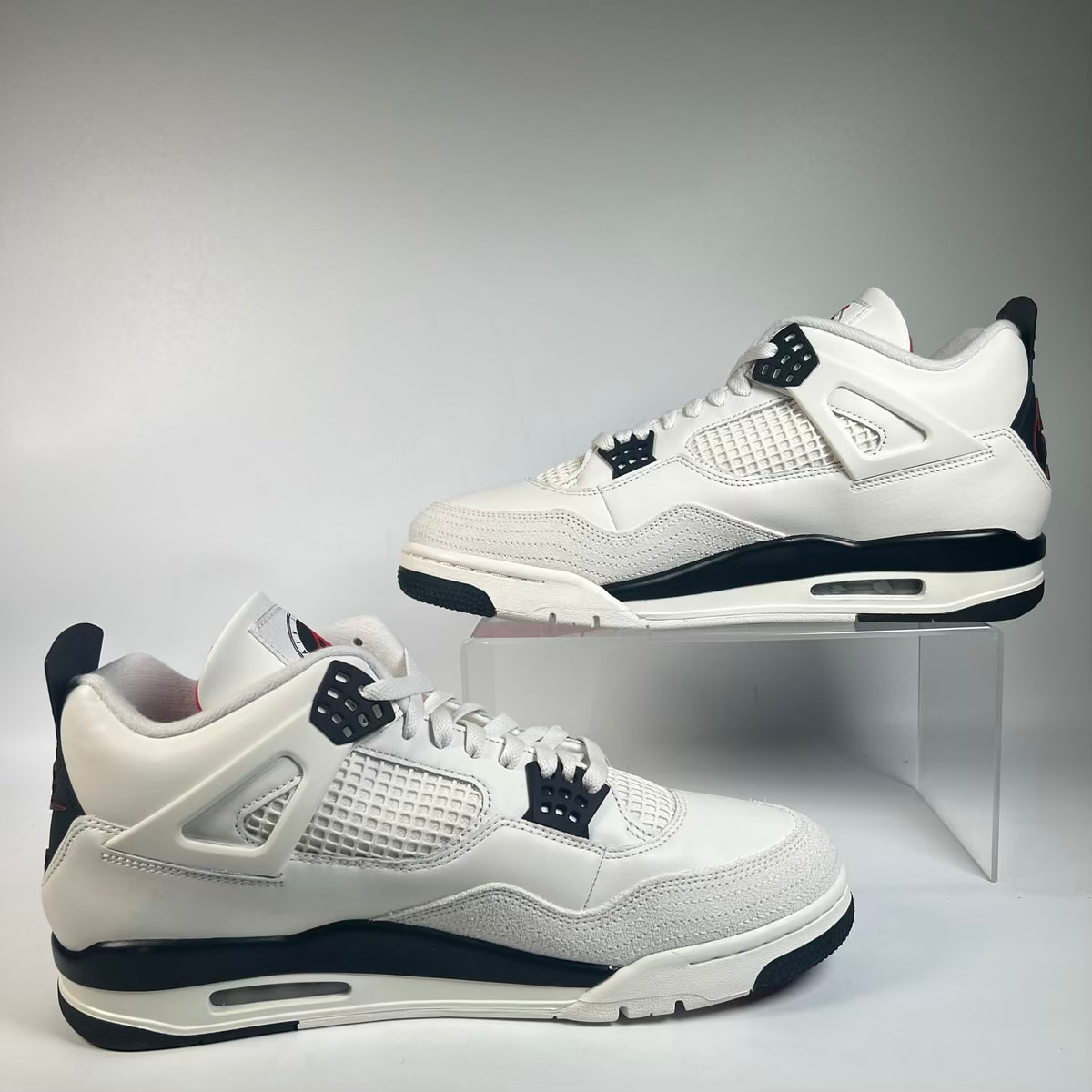 Jordan 4 Flight Club (2026) Size 13 NEW s23377