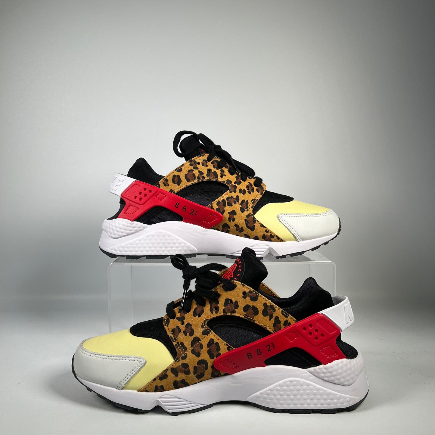Nike Air Huarache SNKRS Day (2021) Size 10 NEW s20422