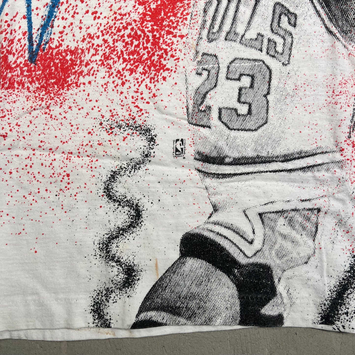 1990s Michael Jordan Red Full Print Magic Johnson Tag tee Size Medium USED v4951