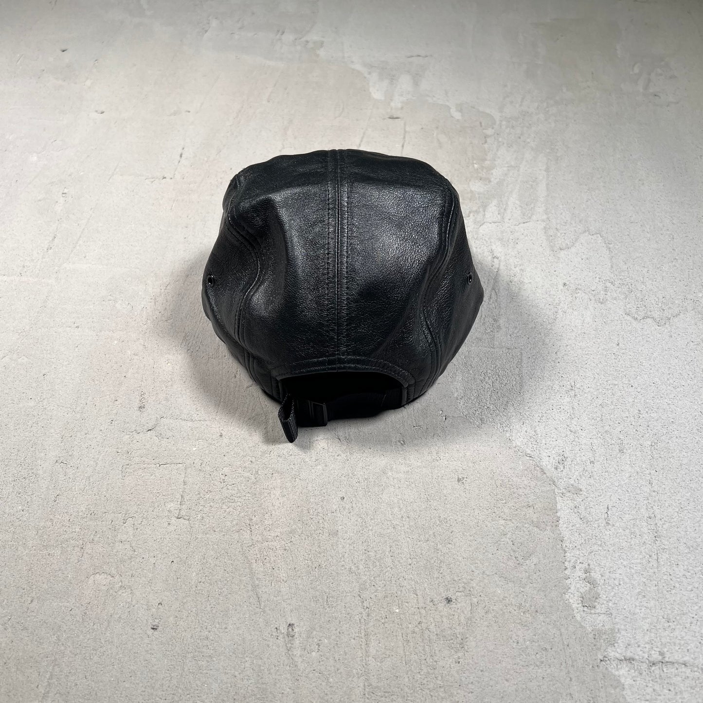 Supreme Leather Camp Cap (2016) USED x17538