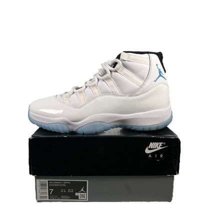 Jordan 11 Legend Blue (2024) Size 7 USED s18749