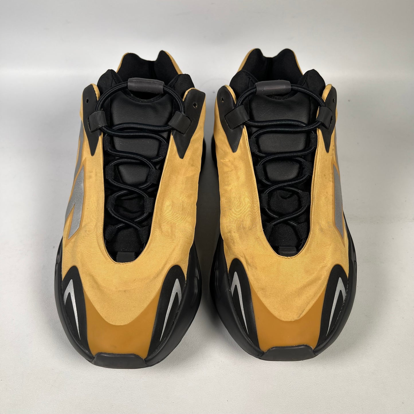 Adidas Yeezy Boost 700 MNVN Honey Flux (2021) Size 7.5 USED s19970