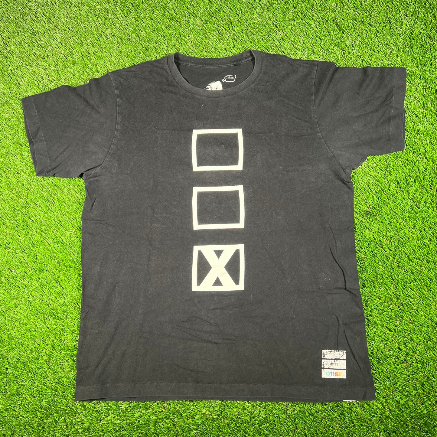 Pharrel Williams Uniqlo I Am Other Box Tee Size Large USED x15339