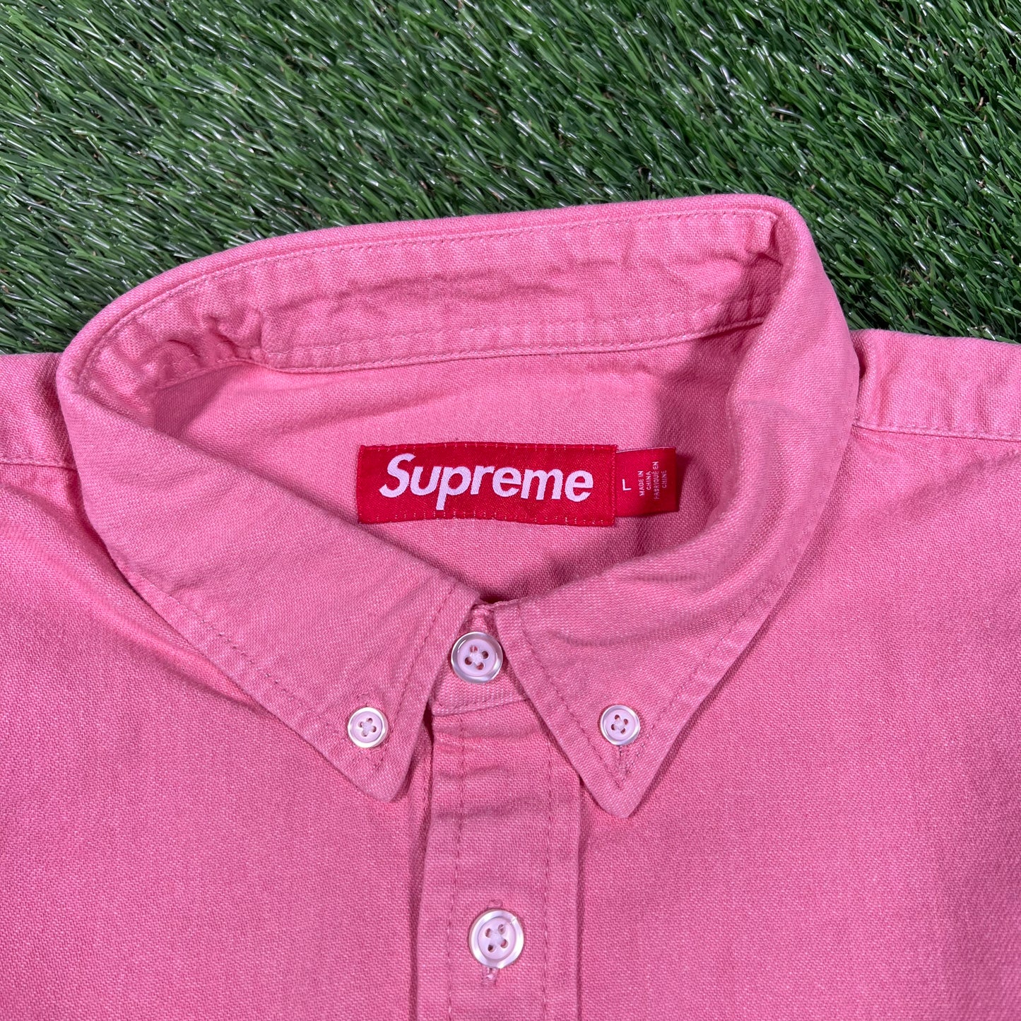 Supreme Pink Small Box Logo Denim Shirt (2025) Size Large NEW x15825