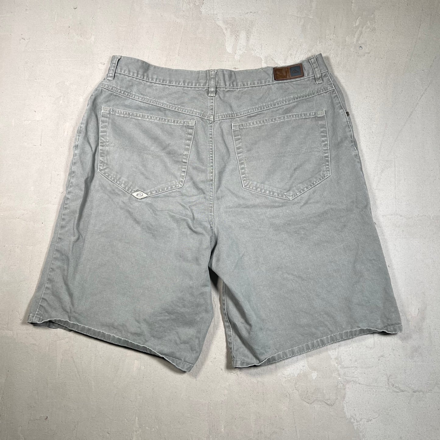 Y2K Quiksilver Washed Grey Shorts Size 36 USED v19371