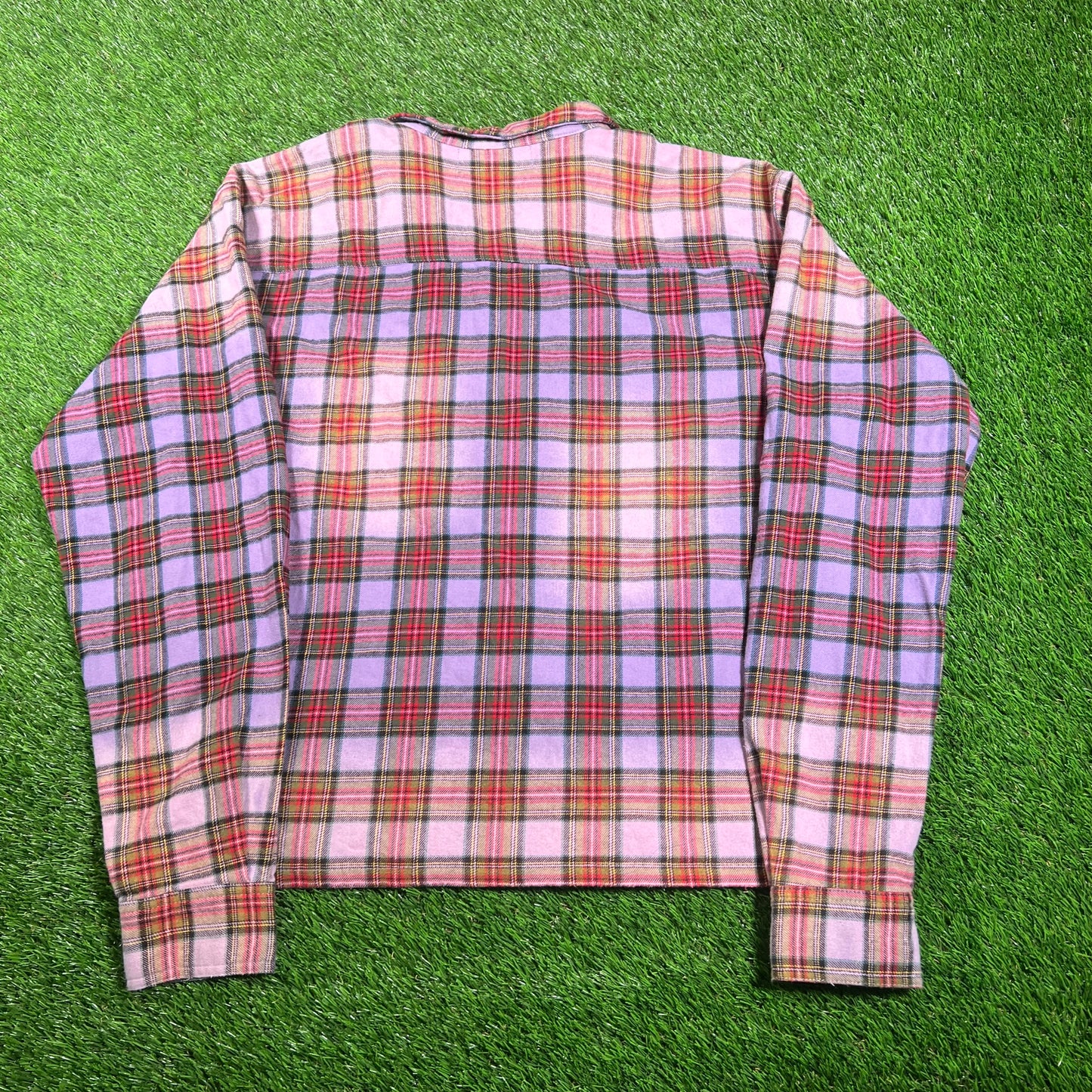 Vale Rhinnestone Purple Flannel Size Medium USED x15502