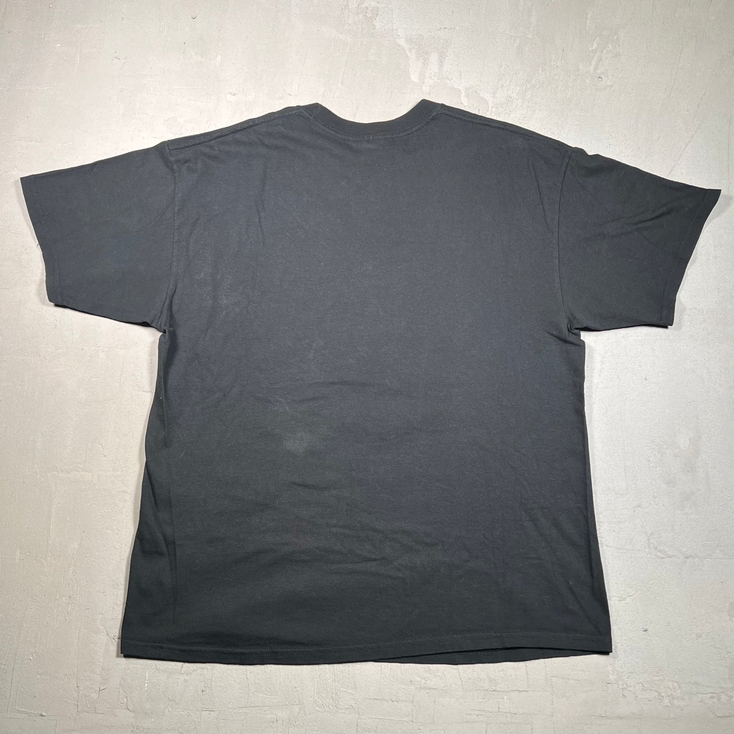 Kurt Cobain Y2K In A Dress M&O Tag Black Tee Size XL USED v14049