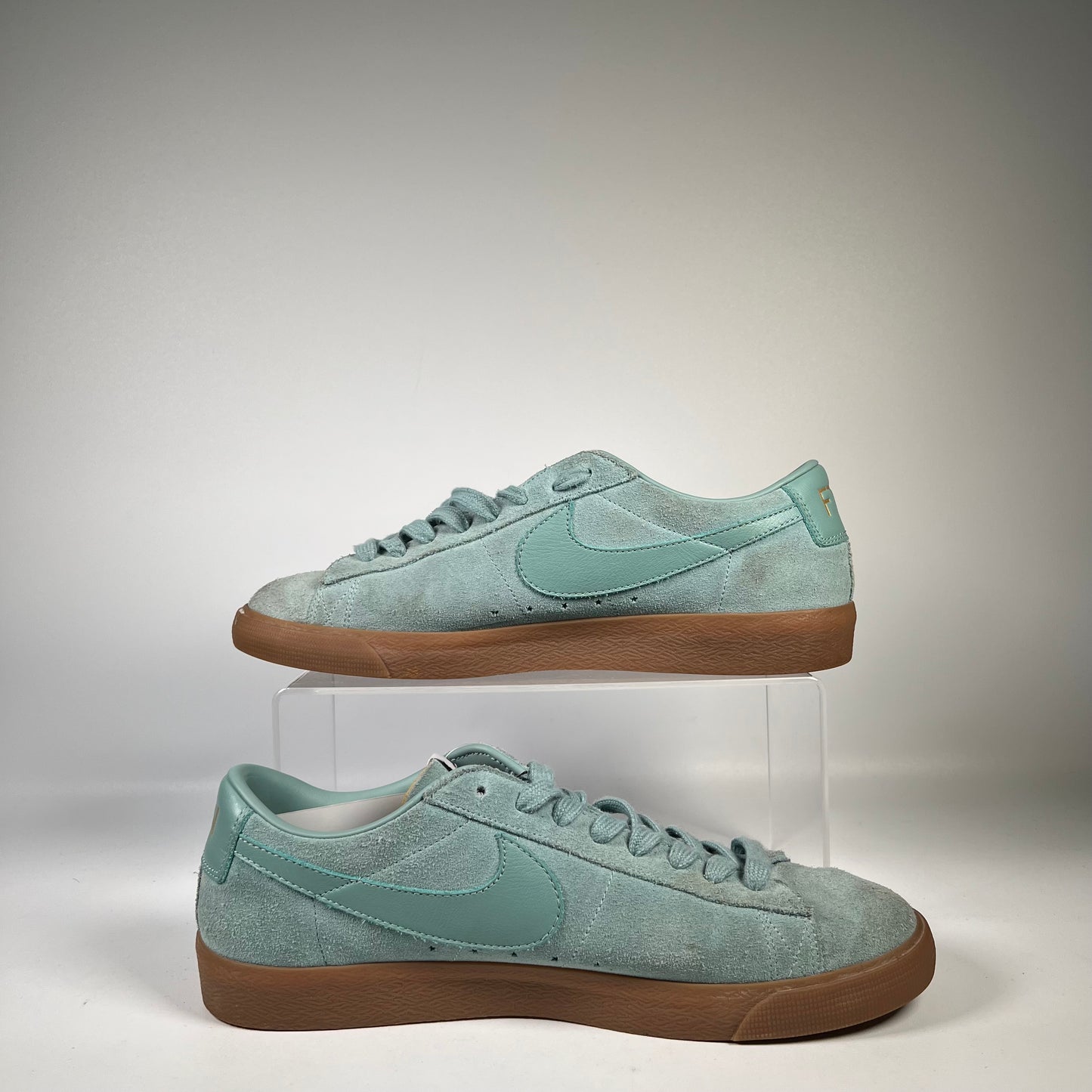Nike SB Blazer Low GT Supreme Size 11.5 USED s16811