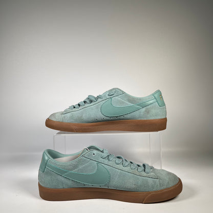 Nike SB Blazer Low GT Supreme Size 11.5 USED s16811