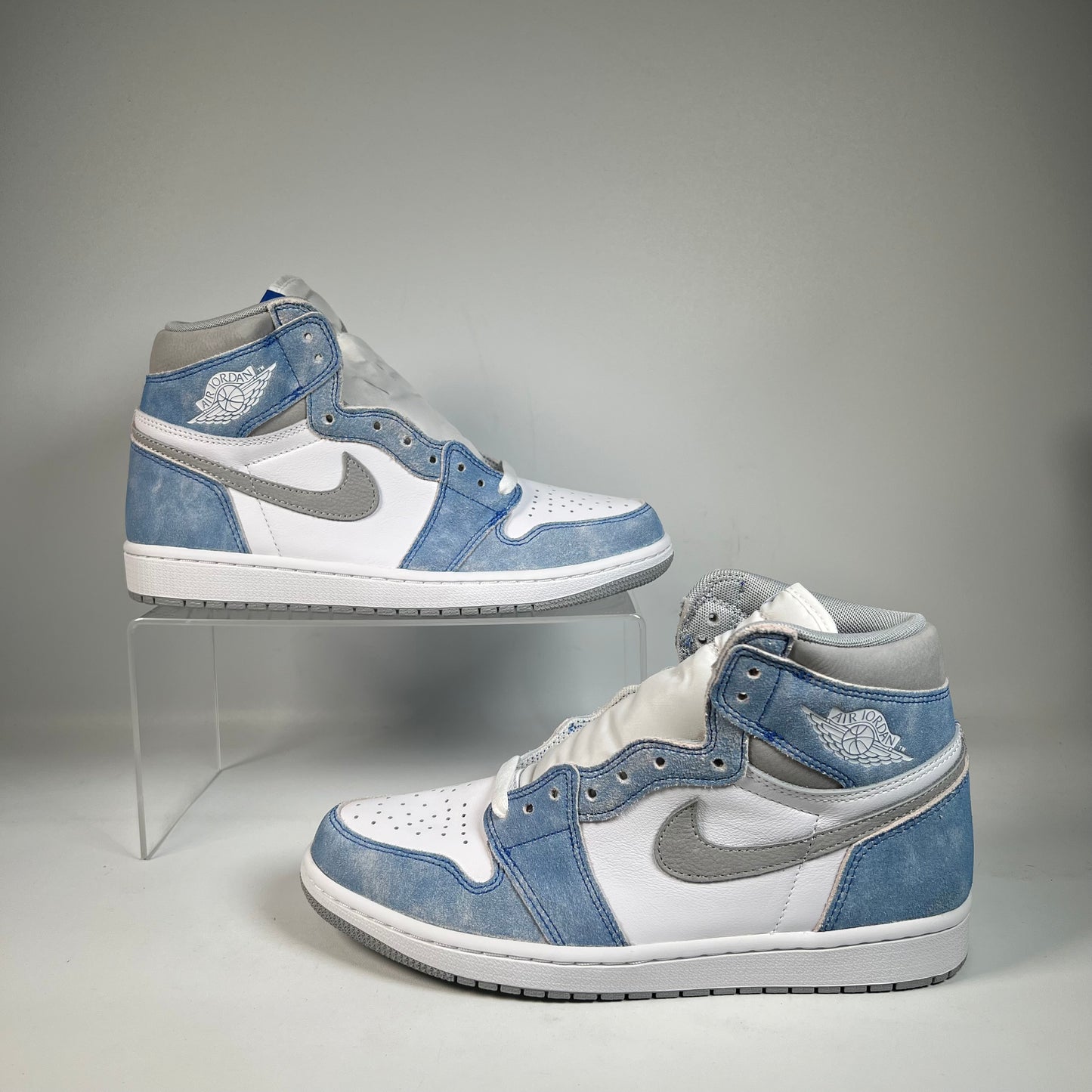 Jordan 1 High Hyper Royal Smoke Grey (2021) Size 9 NEW s22150