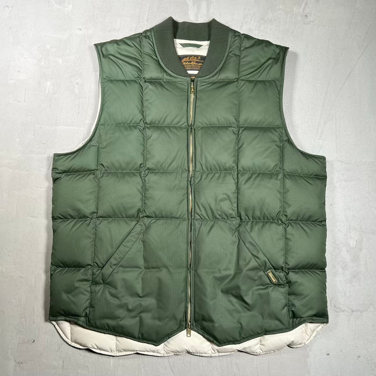 JJJJound Eddie Bauer Canadian Olive Green Vest Size Large USED x18391
