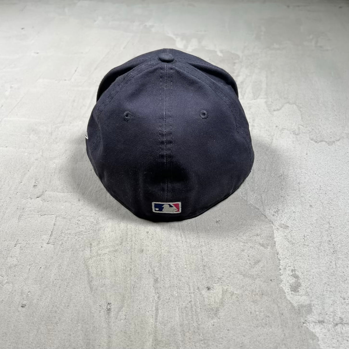 Eric Emanuel Yankee Dark Navy Fitted Hat Size 7 1/8 USED x18603