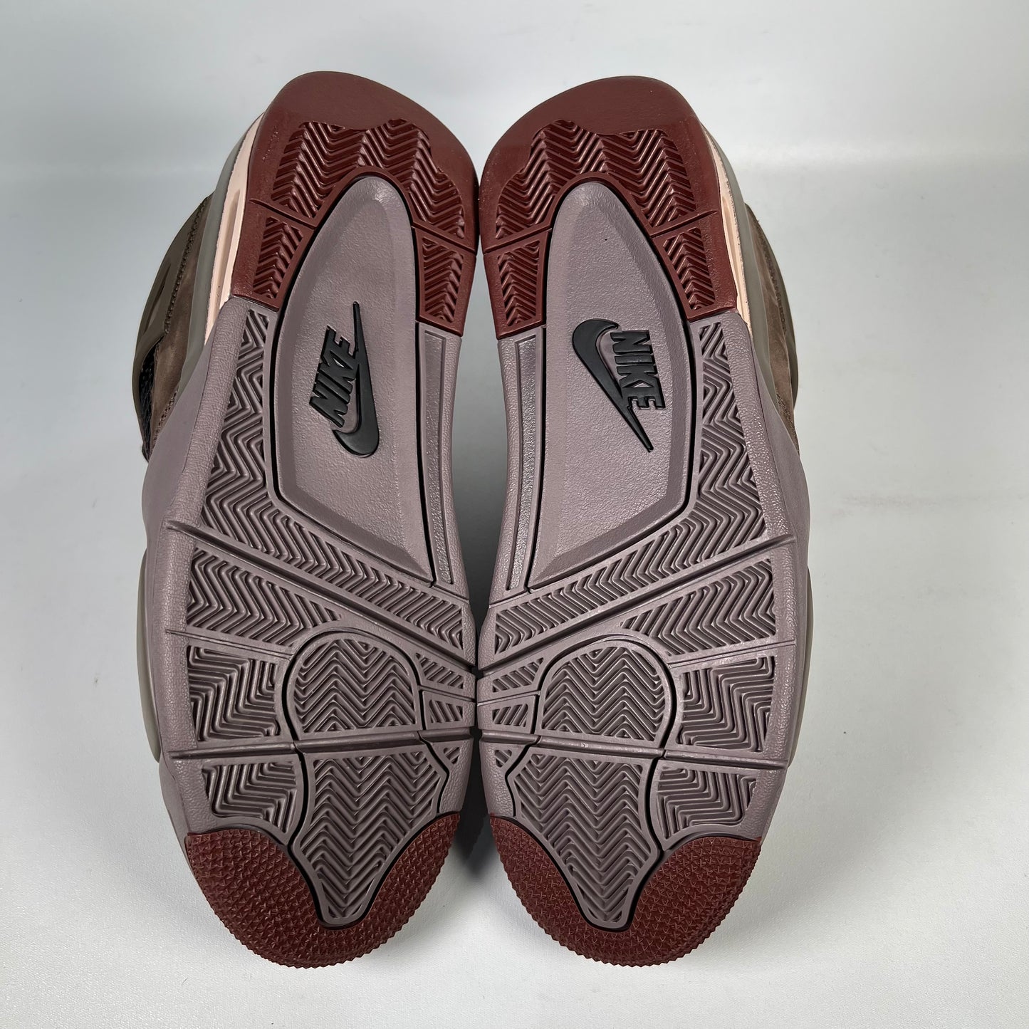 Jordan 4 A Ma Maniere Dark Mocha (2025) Size 9.5 NEW s20242