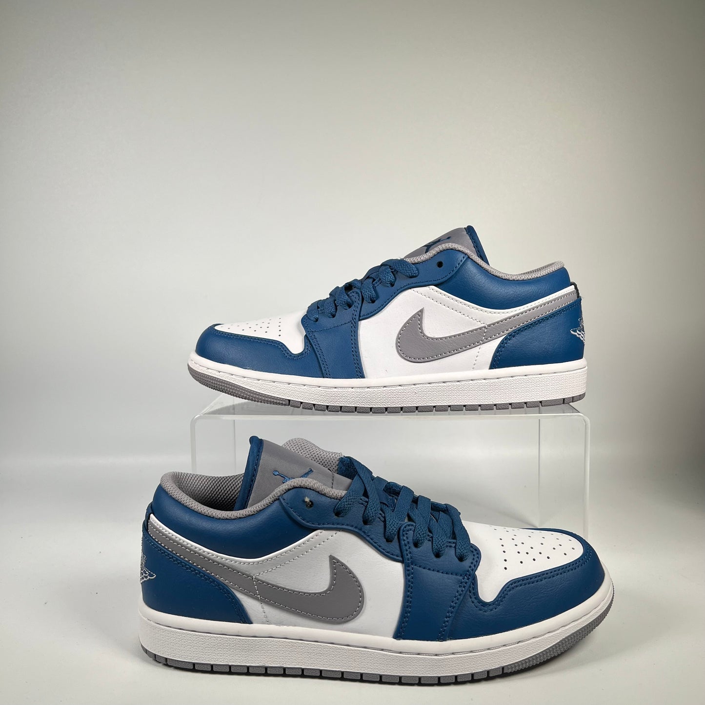 Jordan 1 Low True Blue Size 8 NEW s15153