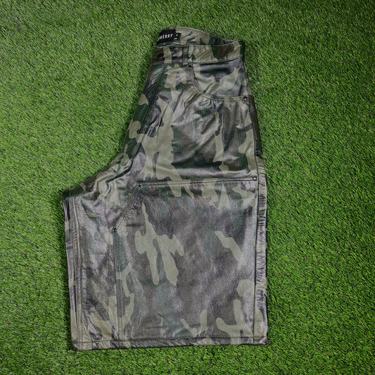 GV Gallery Raspberry Leather Camo Shorts Size Medium NEW x14277