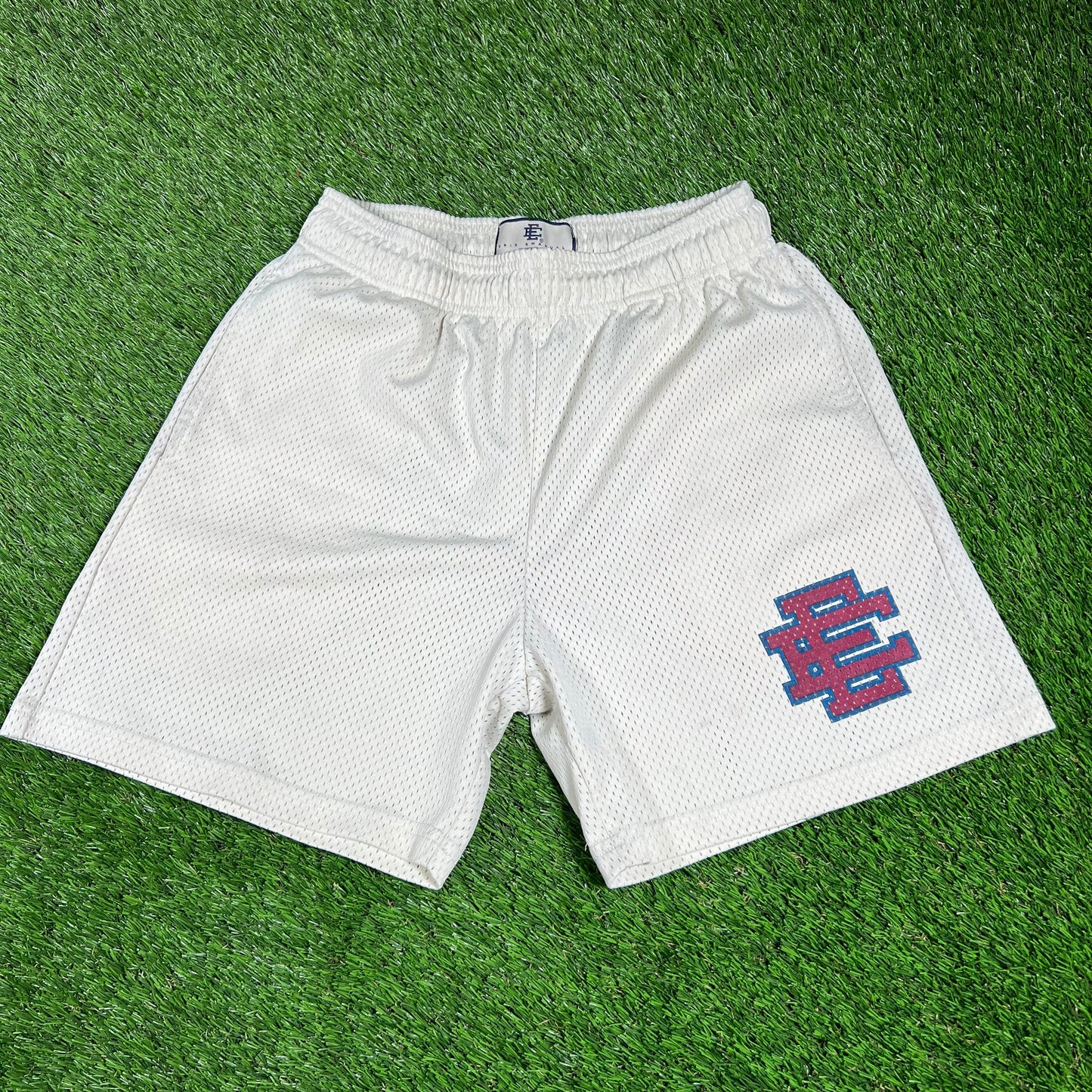 Eric Emanuel Red/Blue Logo Cream Shorts Size Small USED x14614