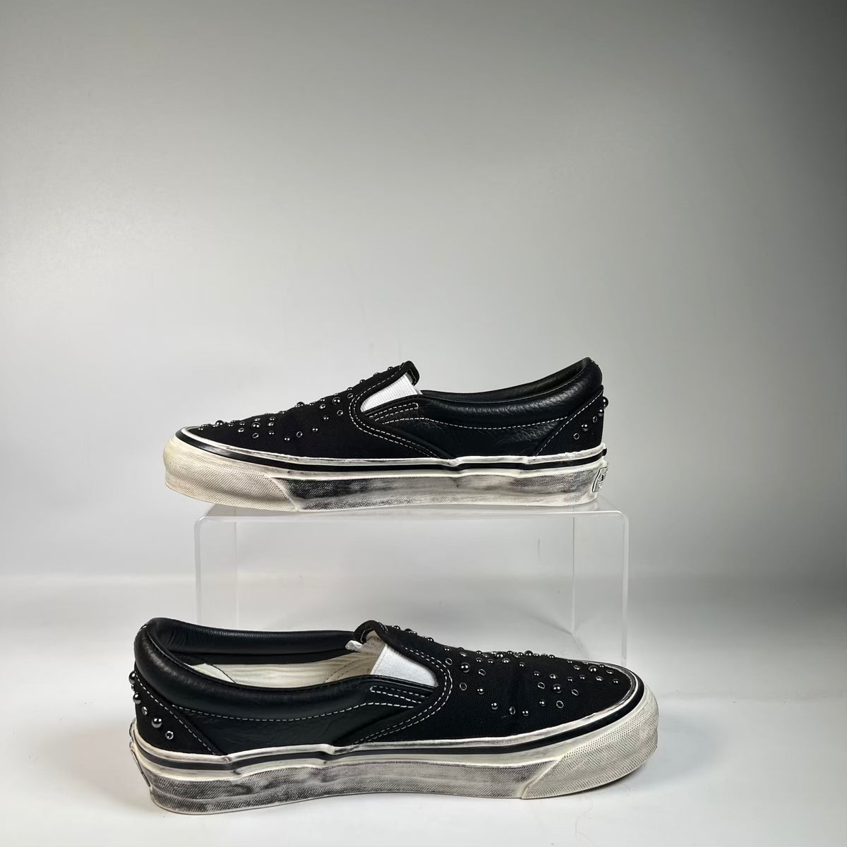 Vans LX Classic Slip On 98 Pearlized Pack Blackout (2026) Size 7.5 USED s23452