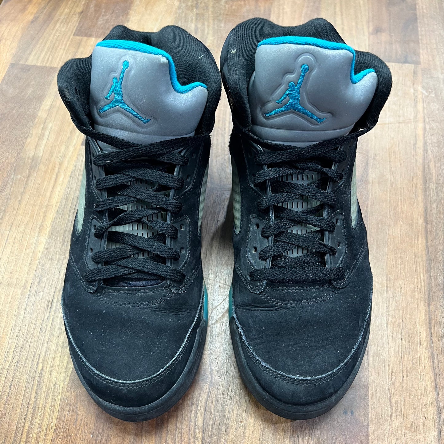 Jordan 5 Aqua Size 8.5 USED s16970