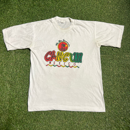 1990s Cancun Mexico White Tee Size Large USED v16123