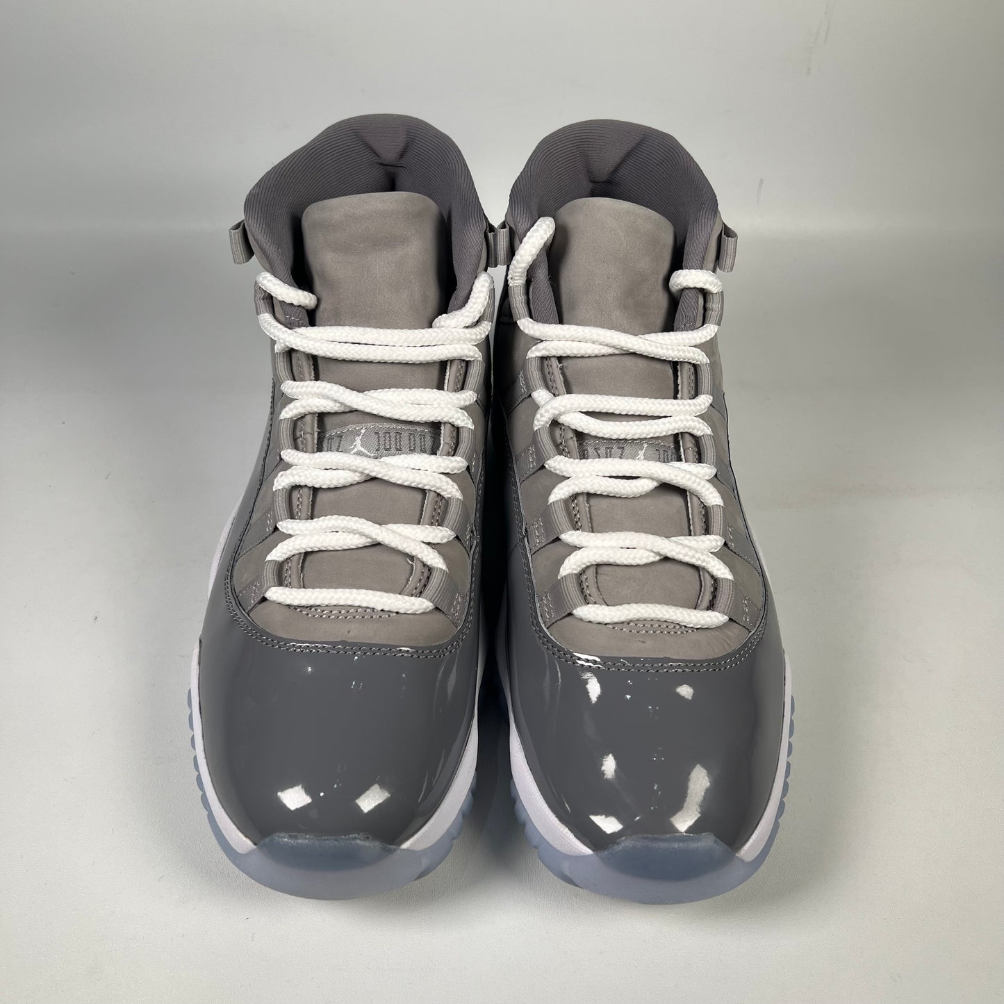 Jordan 11 Cool Grey (2021) Size 8.5 USED s20695