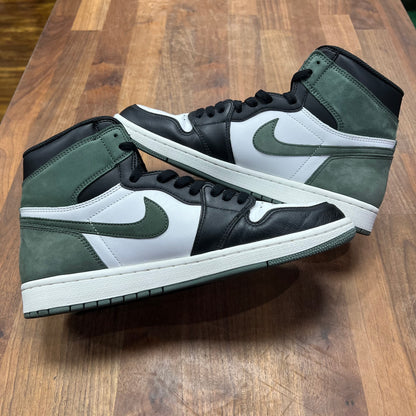 Jordan 1 Clay Green Size 10.5 USED s17185