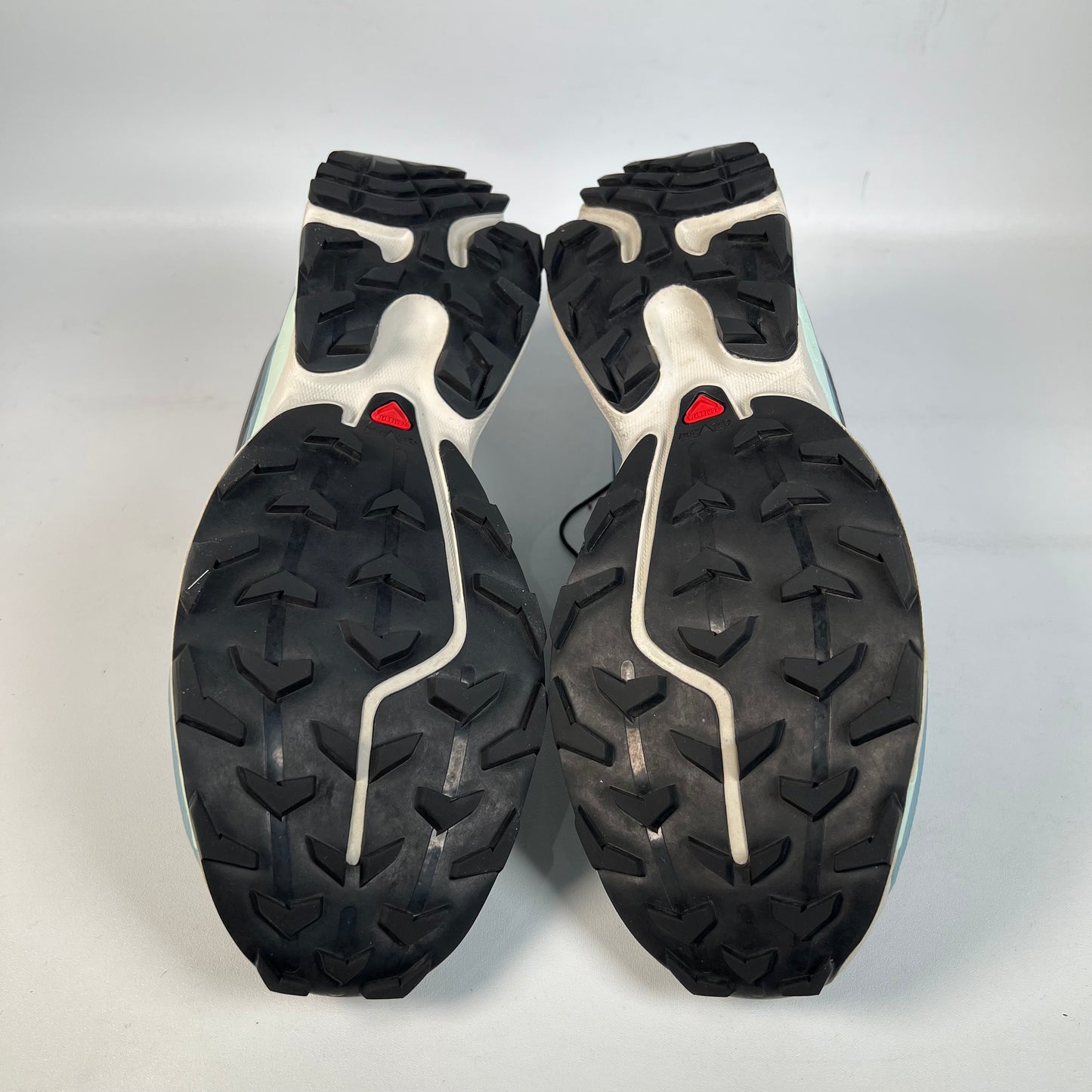 Asisc GT-216- Black Pure Silver Red (2024) Size 10.5 USED s21883