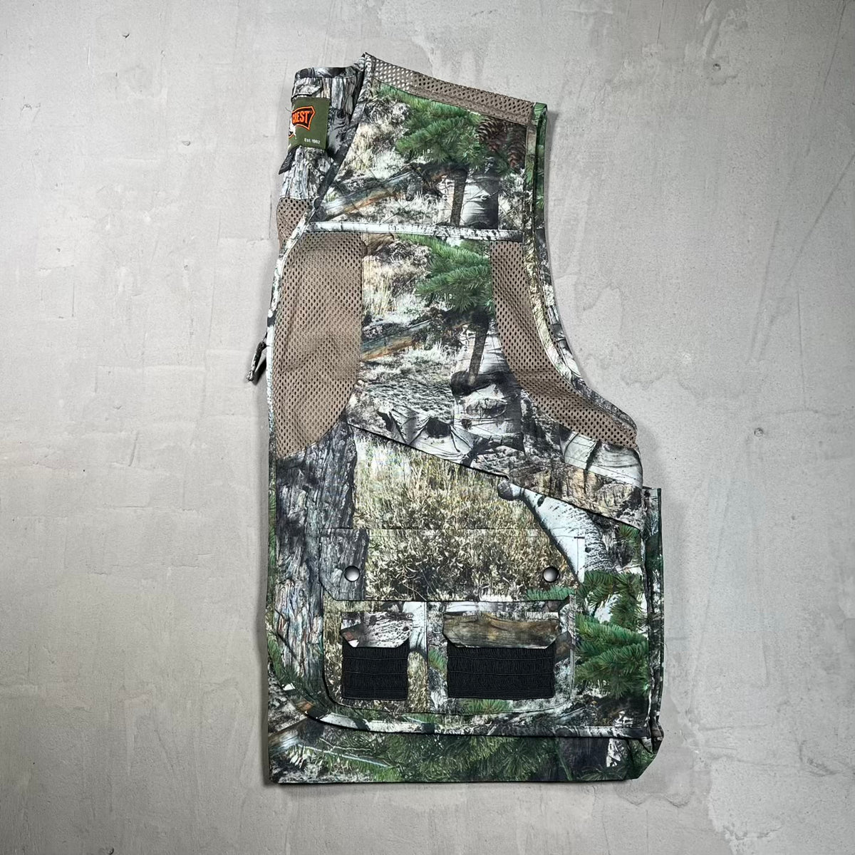 Real Tree Trail Crest Outdoor Vest Size XXL NEW v20274