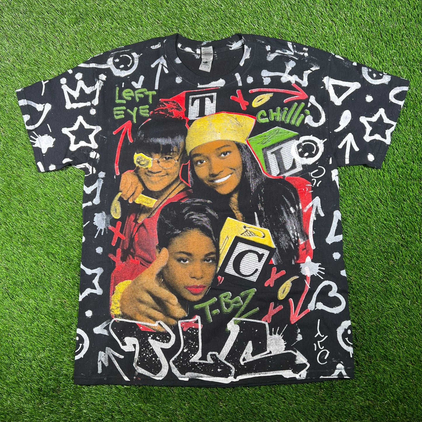 TLC Black Bootleg AOP Rap Tee Size Large USED v18011