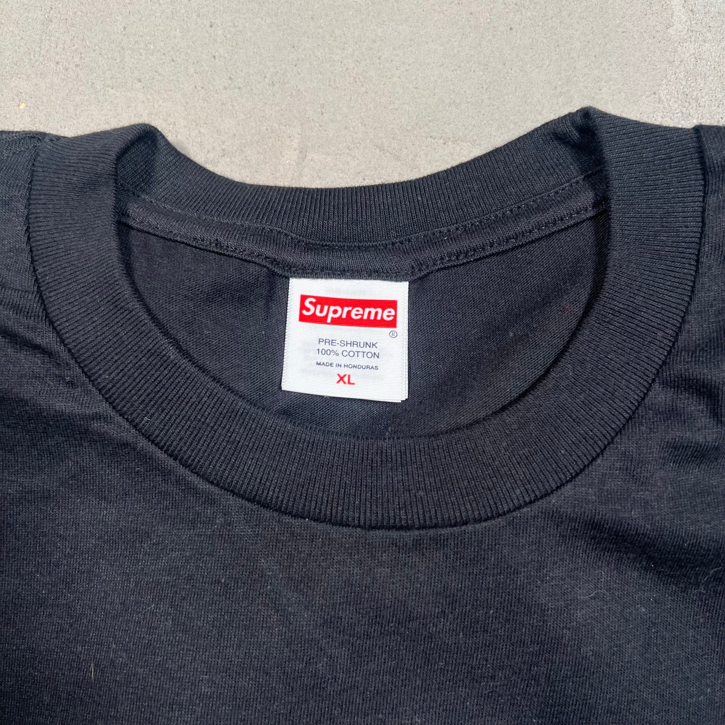 Supreme Snow White Tee Black (2024) Size XL USED x17495