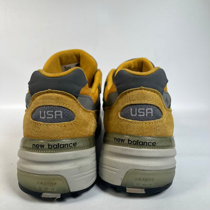 New Balance 992 Yellow Grey (2020) Size 8 USED s23418