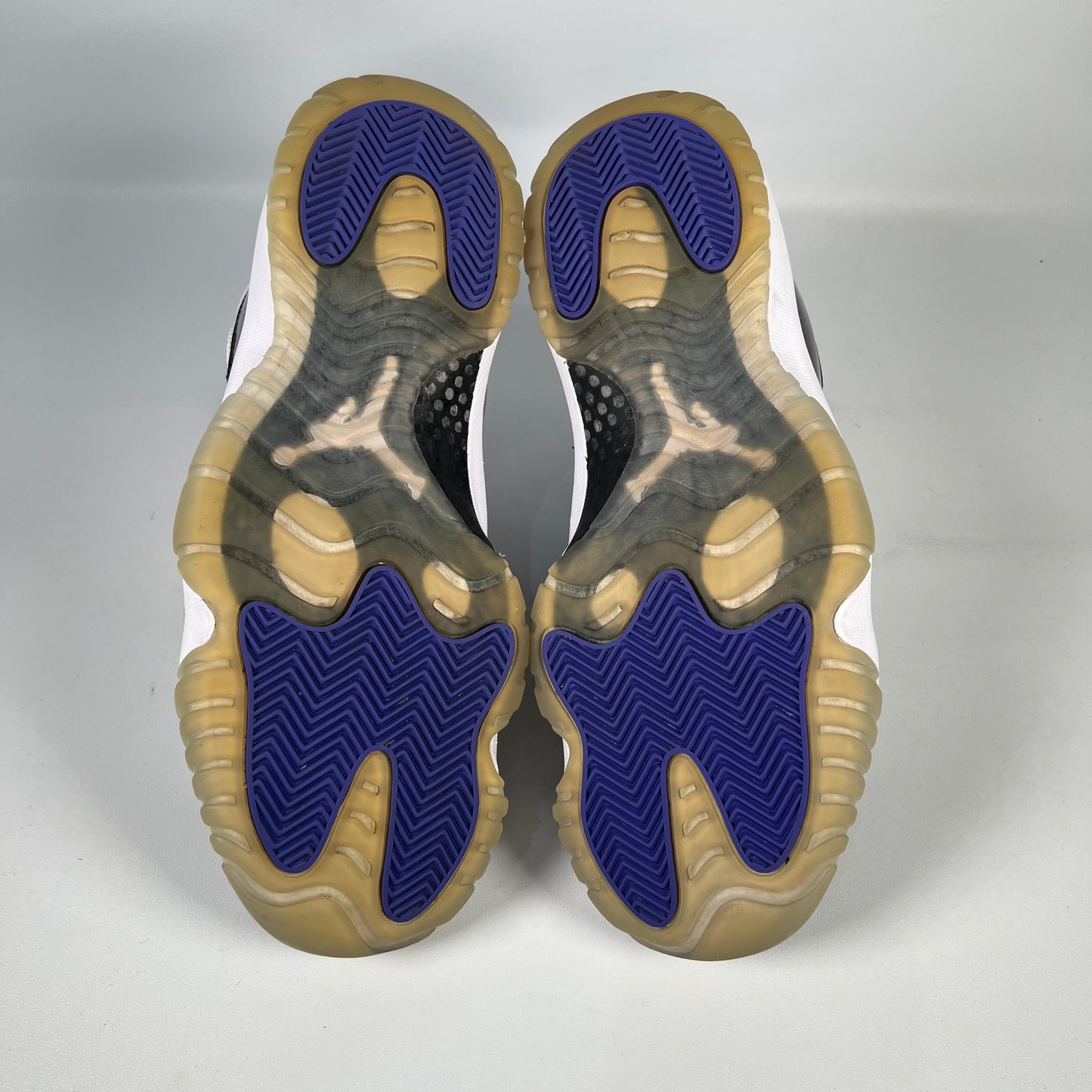 Jordan 11 Concord (2018) Size 10 USED s20216