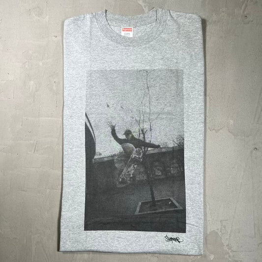 Supreme Justin Pierce Skating Grey Tee (2003) Size Large USED x18544
