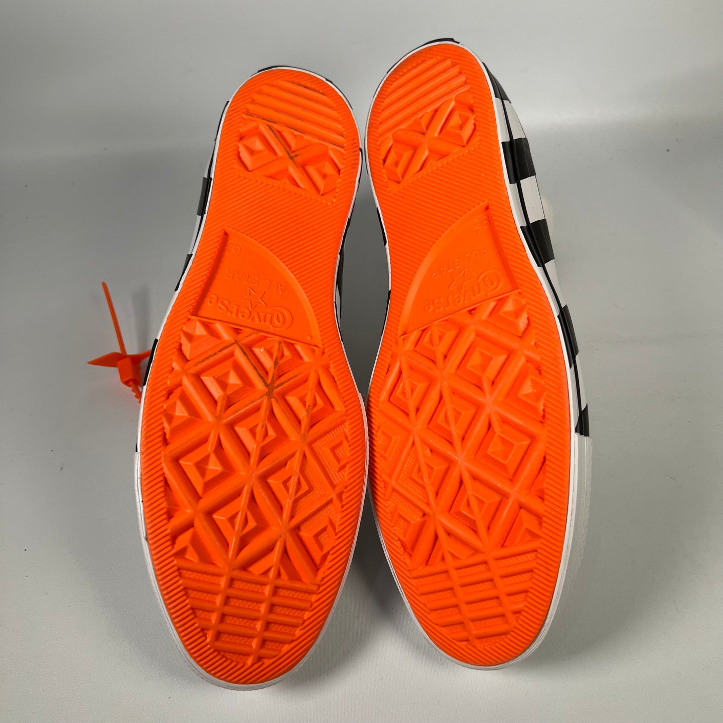 Off White Converse All Star Size 7.5 NEW s11453