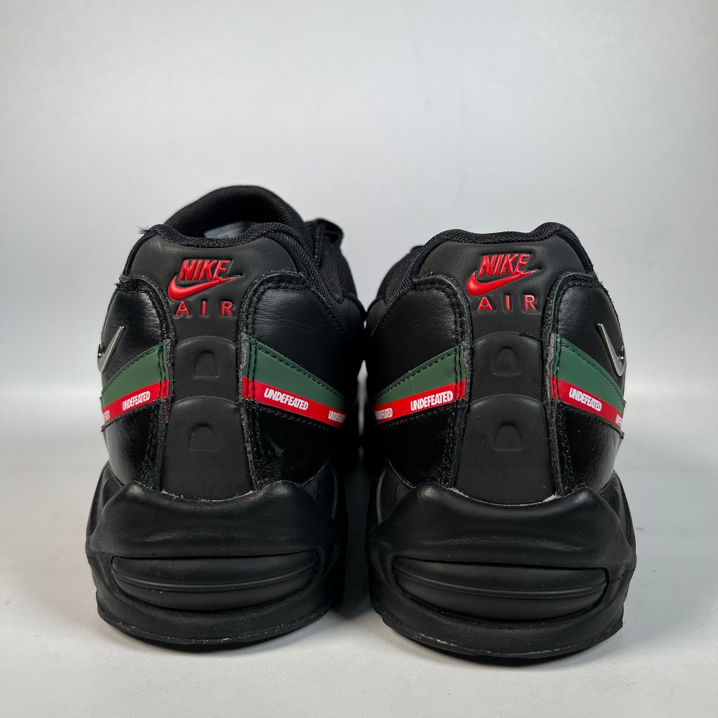 Nike Air Max 95 Undefeated Black (2025) Size 11 USED s22532