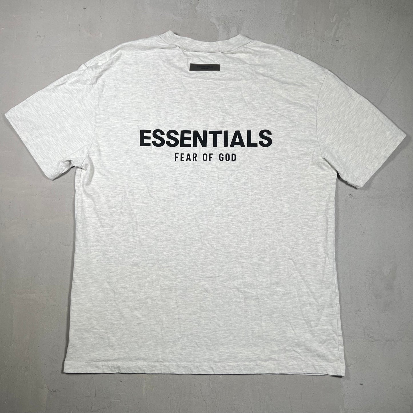 Fear of God FOG Essentials Grey Tee Size Medium USED x17402