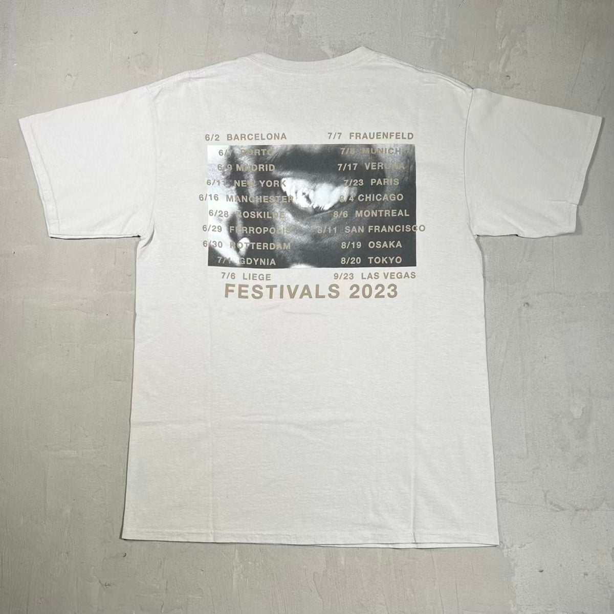 Kendrick "Oklama" Beige Tee Size Large USED x18625