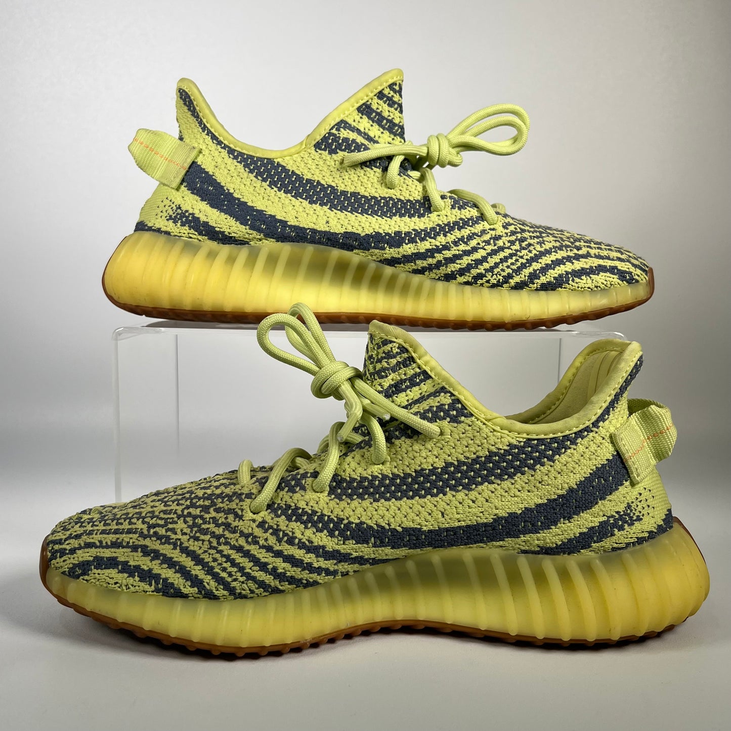 Yeezy Boost 350 v2 Semi Frozen Yellow Size 8 USED s17363