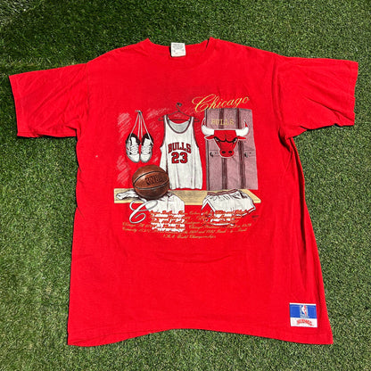 1992 Chicago Bulls Red Embroidered Locker Room Tee Size XL USED v16304