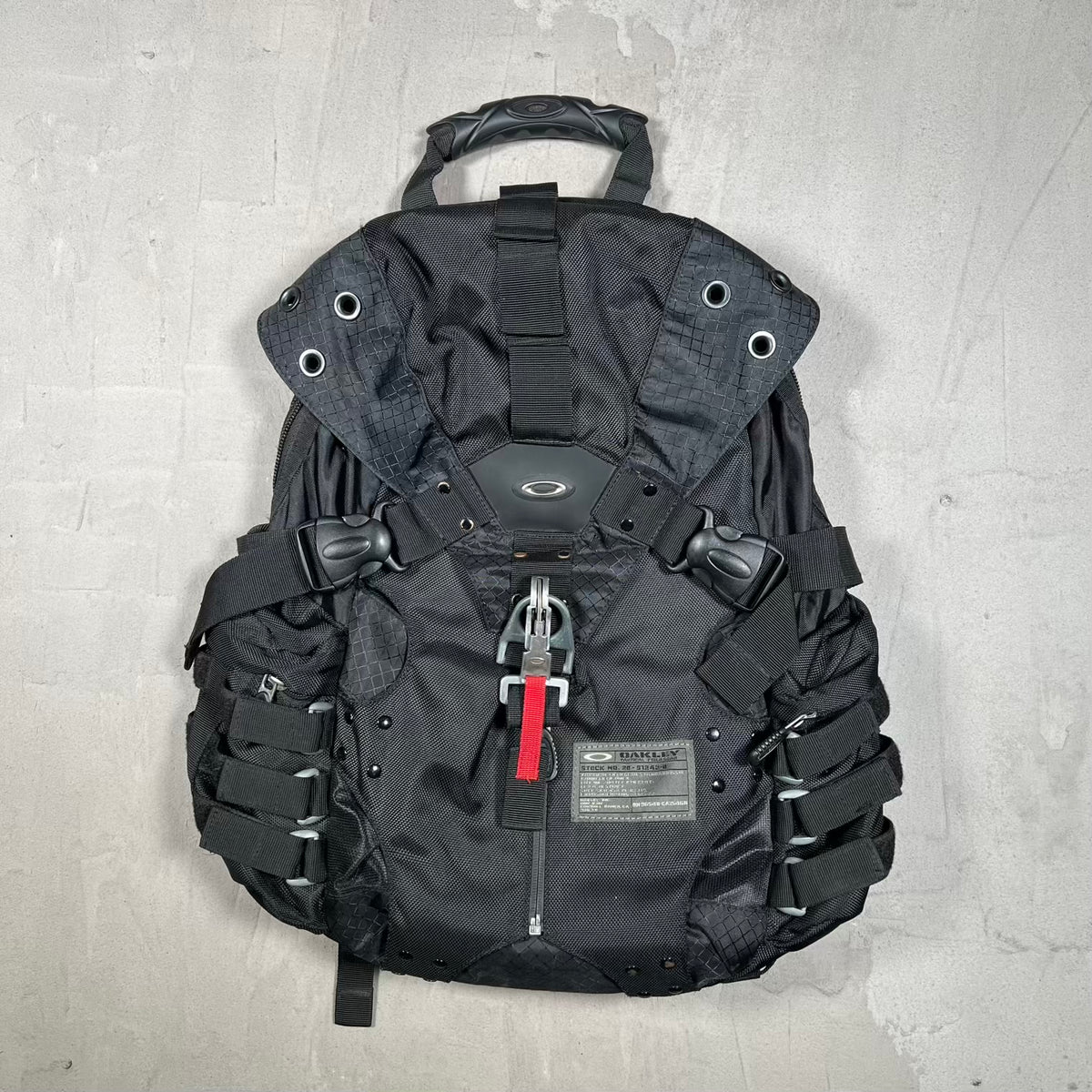 Y2K Oakley Kitchen Sink Backpack Black USED v20286