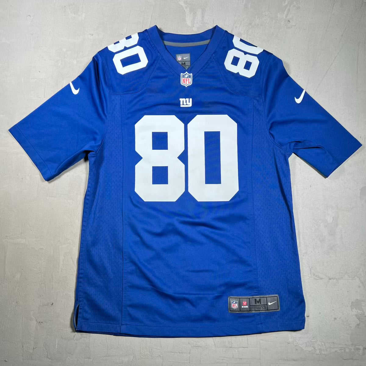 New York Giants Victor Cruz Jersey Size Medium USED v20124
