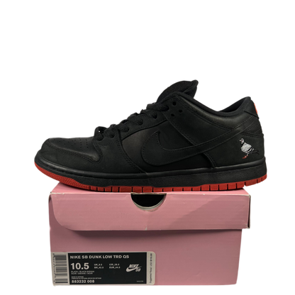 Nike SB Dunk Low Black Pigeon (2017) Size 10.5 USED s18742