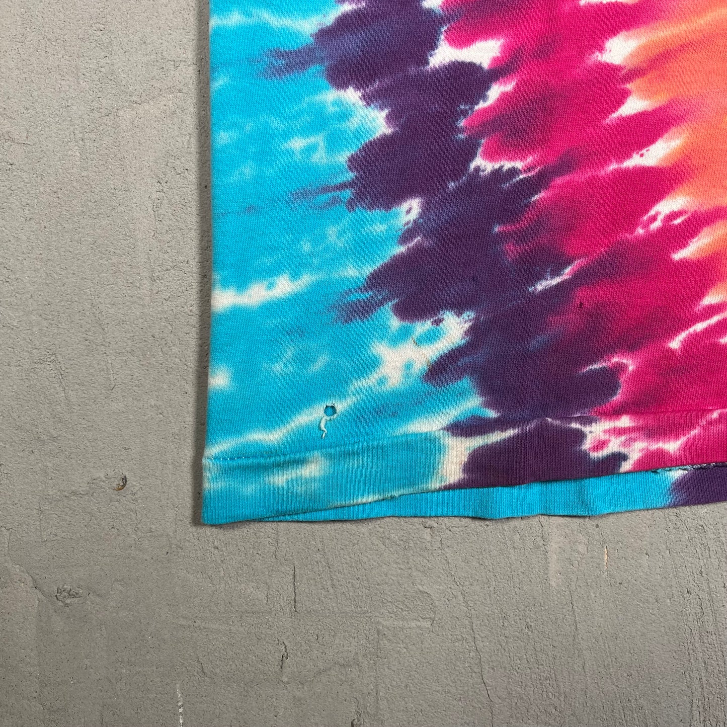 Grateful Dead Skeleton Holding Lightning Tie Dye 1992 Tee Size XL USED v7996