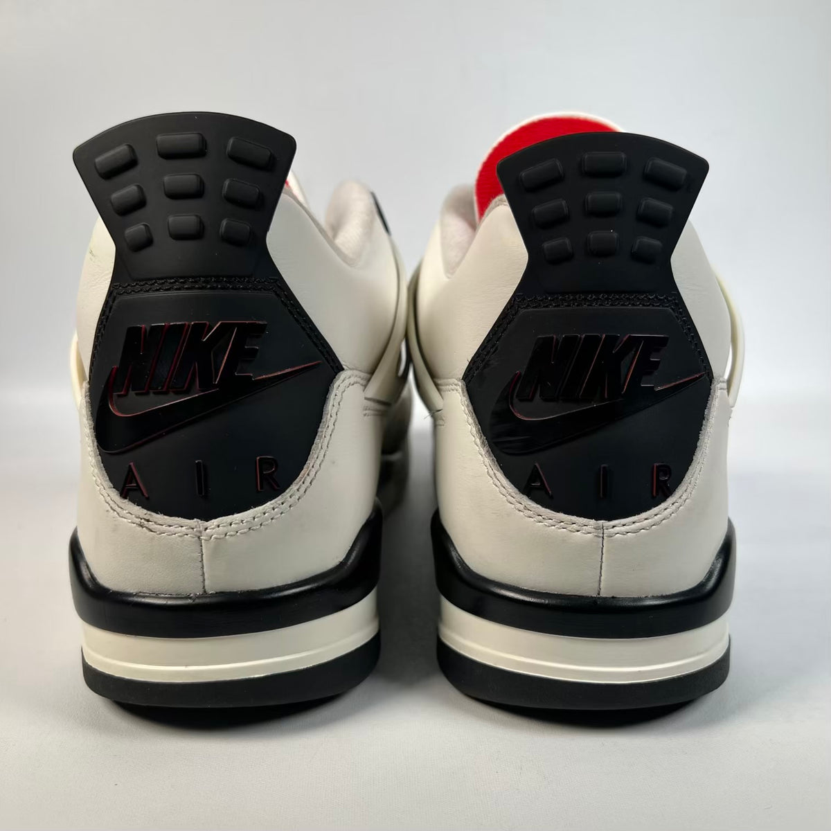 Jordan 4 Flight Club (2026) Size 10.5 USED s23507