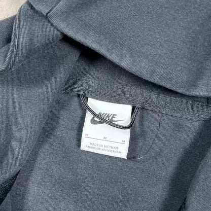 Nike Tech Black/Grey Hoodie Size Medium USED v20205