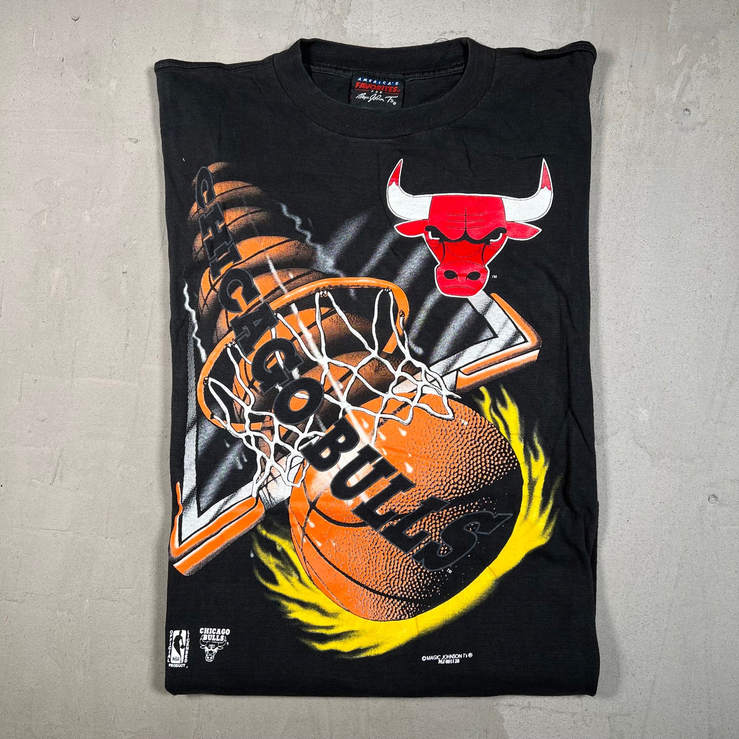 1990s Chicago Bulls Flaming Dunking Ball Black Tee Size XL USED v17807